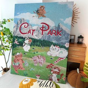 Túi Đệm Ghế Sofa Thêu Dệt Kim Hình Núi Rừng Dễ Thương Trang Trí Tường Nghệ Thuật Cổ Điển Cat Park Decorative Tapestry Quilt Cover