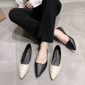 รองเท้าส้นแบนหนังนิ่มสำหรับผู้หญิง ทรงหัวแหลม รองเท้าบู๊ตหัวกลมสวมใส่สบาย รองเท้าแฟชั่นฤดูใบไม้ผลิ รองเท้าแฟชั่นสำหรับผู้หญิง