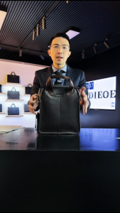 PADIEOE Premium Cowhide High-End Casual Handbag - Fashionably Simple - Business Style - Single Shoulder - Versatile - Leather Mens Bag - Elegant