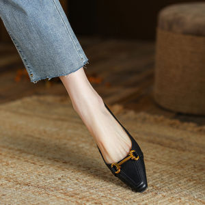 French Style Spring 2025 Womens Leather Slip-On Flat Heel Work Shoes Soft Bottom Pointed Toe Fashionable Low Cut Casual Loafers