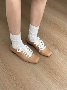 Fashionable Ballet Flat Shoes Spring 2025 Mary Janes Square Head Retro Style Versatile Strap Cross Buckle PU Material mid Heel