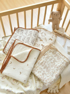ANYOUBI | Lightweight Four Layer Gauze Blanket