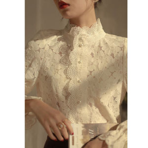 Vintage French Style Lace Collar Pearl Buttoned Floral Shirt Women