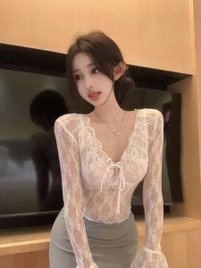 Lace Hollow out Base Shirt Womens Style Bell Sleeve T-Shirt Pure Desire Fashion Autumn Winter Collection Beautiful Small Shirt