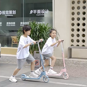 【SG In Stock】Scooter Adult Teen Kick Scooter Foldable From Age 7 To Adult Built in hand brake with 8 inches wheels