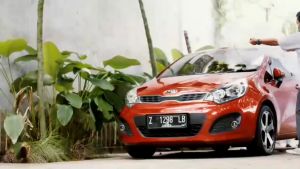 Autonation Garage - Cover Mobil Toyota Vellfire Transparancy