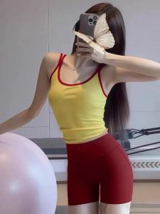 Summer Slim Fit Women Yoga Tank Top with Pads Fitness Wear
