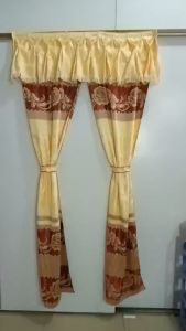 Màn cửa phòng khách BENU STORES (NGANG 1M CAO 2M)  gấm đỏ đô se lai xung quanh bền bỉ sang trọng giá rẻ