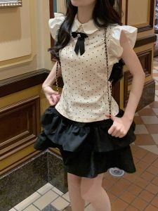 ชุดกระโปรงสั้นลายเค้กและเสื้อคอปกตุ๊กตาแขนสั้นลายจุดสไตล์วิทยาลัยหวานๆ ชุดแฟชั่นสำหรับผู้หญิงวัย 18-25 ปี