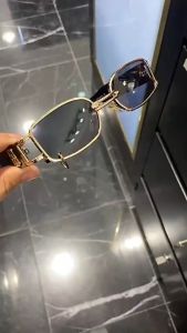 Kính mát nam nữ thời trang Hàng Hiệu chống UV400 - Gọng cứng cáp kiểu giáng thời trang cá tính phong cách năng động