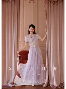 เสื้อเชิ้ตคอโปโลแขนสั้นสไตล์ฝรั่งเศสพร้อมกระโปรงสั้นผ้าตาข่าย ชุดสองชิ้นสำหรับผู้หญิงวัย 25-35 ปี ชุดทำงานฤดูร้อน