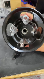 ปั้มเพาเวอร์ TOYOTA REVO ทุกรุ่น รุ่นไม่มีปลั๊กไฟและรุ่นมีปลั๊กไฟ โตโยต้า รีโว่