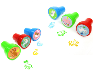 Adorable round Childrens Stamp Eco-Friendly Washable Prizes for Boys And Girls Kindergarten Rewards Car Animal Designs