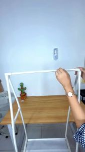 CHOCOBERRY7 TRIANGLE STAND HANGER GANTUNGAN PAKAIAN GANTUNGAN BAJU TIANG BERDIRI DENGAN 4 RODA RAK