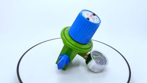 PAKET HEMAT NIS REGULATOR GAS 1 PENGUNCI TEKANAN TINGGI + SELANG GAS LAPIS BAJA