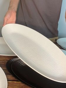 Minimalist Dish Put Fish Plate 2024 New Arrival Restaurant Tableware Creative Japanese Fish Steaming Plate For Home Fancy Fish Plate