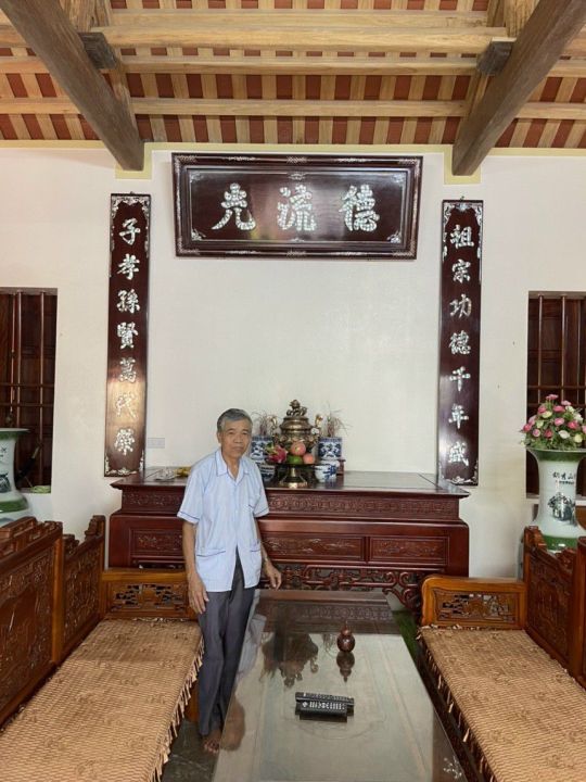 Bộ hoành phi câu đối gỗ gụ ,khảm trai ,khảm ốc đỏ ,