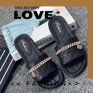 New Arrival: SQShop ใหม่ล่าสุด รองเท้าแตะแต่งโซ่สีทอง สีพื้น, รองเท้าผญเรียบหรูดูแพงแมทช์ทุกการ, 2 สี รองเท้า รูปร่างสวยที่สุด