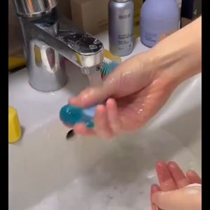 Cute Little Turtle Soap Kids Bath Cute Essential Oil Fragrance Handmade Soap Red Cup Same Style Official Authentic Products儿童卡通可爱摆件便携精油手工香皂