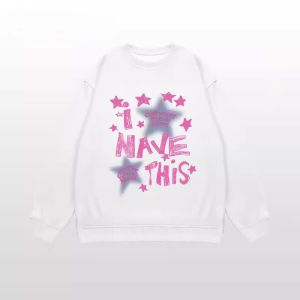 เสื้อสเวตเตอร์คอกลมแขนยาวทรงหลวมสไตล์ย้อนยุคอเมริกันพร้อมพิมพ์ลายตัวอักษรและดาวสำหรับผู้หญิงในฤดูใบไม้ร่วงและฤดูหนาว