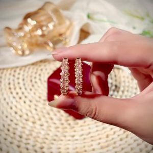 Huitan Aesthetic Women Hoop Earrings Silver Color/gold Color Fashion Daily Party Accessories Elegant Wedding Jewelry Inlaid CZ
