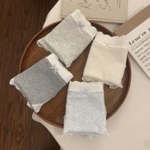 กางเกงชั้นในผ้าฝ้ายลูกไม้ระบายอากาศสำหรับผู้หญิง ทรงสามเหลี่ยม ทรงเอวกลาง ผ้าฝ้ายแท้ 3 ชิ้น ระบายอากาศได้ดี ป้องกันแบคทีเรีย