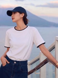 Basic House | Round Neck Wavy Hem T-Shirt Short Sleeve