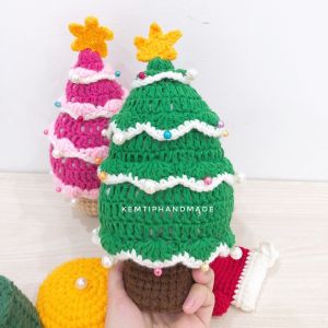 Cây thông giáng sinh và set quà tặng thiết kế