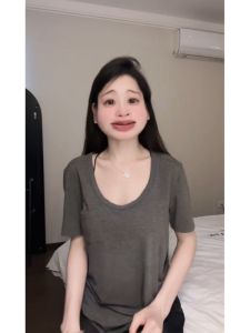 plus Size Womens Black U-Neck Short Sleeve T-Shirt Lazy Style Basic Loose Fit Summer Top Slimming Effect Simple Design