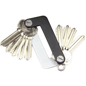 Qinggear Okey Multifunctional Metal Keychains Men and Women Couple Key Holder Smart Key Storage Box