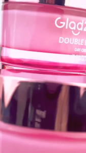 GLAD2GLOW Double Bright Day Cream Brightening and Moisturize with Niacinamide Panthenol and Peptide Complex Light Weight Hydrate - 30Gr
