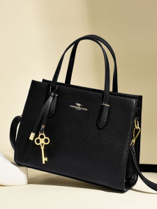 Kangaroo 2025 New Soft Leather Handbag Ladies Fashionable Versatile Commuting Gift Style Shoulder Crossbody Bag Medium Size