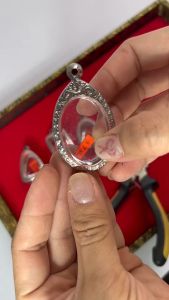 ถาดเรียบลายไทยแบบใหม่ล่าสุด