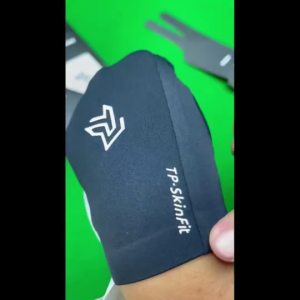 TP Premium Billiard Gloves high-end black professional left-hand three-finger open glove suitable for billiard enthusiasts and advanced players.