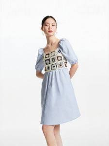 Vero Moda | Đầm Du Lịch Voan Thêu Ren Tùng Bồng Cổ Vuông