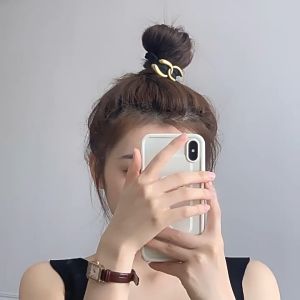 เสริมผมเล็กลิ่น รูปแบบหอมขนาดเล็ก อารมณ์สีดำ เสริมผมประกอบไฮเอนด์ ลูกบอลเรียบง่าย ที่คาดผมดูสูง เพื่อความสวยงาม ลดความเสี่ยงในการเปลี่ยนแปลงรูปลักษณ์