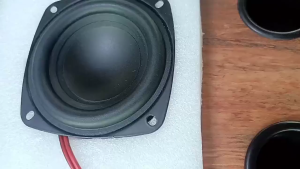 5.25 inch 4Ohms 50W Bass 5.25 inch Subwoofer Speaker 5.25 inch Midrange Speaker Car Speaker