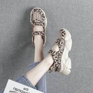 Hong Kong Trendy Brand Thick Heel Slippers Womens Summer New Platform Sandals Bright Sequin Buckle Beach Slippers