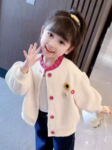 เสื้อแจ็คเก็ตเด็กผู้หญิงฤดูใบไม้ผลิและฤดูใบไม้ร่วง 2025 แฟชั่นใหม่ เสื้อผ้าเด็กสไตล์เกาหลี เสื้อคลุมกันหนาวสำหรับเด็กผู้หญิง