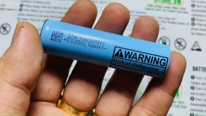 LG 18650 INR18650 MH1 (THÁO KHỐI DUNG LƯỢNG TỪ 3000 mAh ĐẾN 3200 mAh)