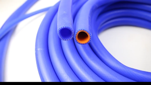 สายยางซิลิโคนสีน้ำเงิน 8มม. สายหม้อน้ำตกแต่ง ท่อน้ำหม้อน้ำ ยาว 1 เมตร ท่อไอเสีย 2 ชั้น ชั้นเดียว