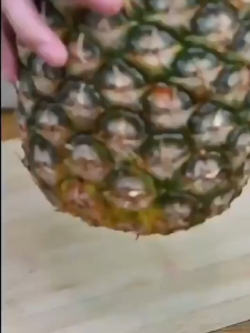 WE 4335 = 菠萝刀四件套 Pineapple Knife 4-Piece Set Ready stock in Malaysia
