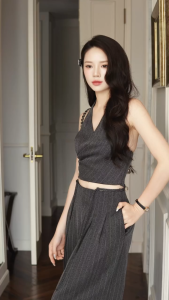 Set áo croptop cổ yếm phối quần suông dài Khiết Style chất kaki sọc đính đá lấp lánh KS222