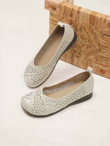 Reddragonfly | Airy Soft Leather Sole Flat Shoes