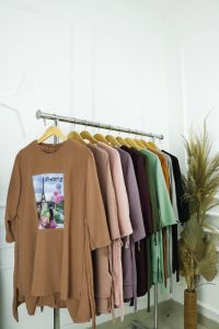 Priskila Cell PARIS SET Bahan CRINKLE APLIKASI SABLON (REALPICT) Setelan Wanita Dewasa Terbaru Viral Jumbo Ukuran M L XL XXL / 2XL Stelan Wanita Cringkle 2 in 1 Baju dan Celana One Set Wanita OOTD HIjab Atasan Tunik dan Bawahan