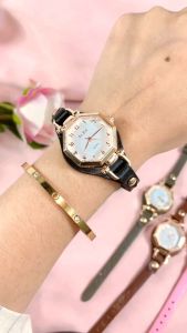 {\n    \"article\": \" JAM TANGAN WANITA FASHION BAHAN KULIT DESAIN MEWAH QUALITY IMPORT