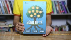 (Tặng quà: 6 triệu) - Bộ truyện tranh Sống Tử Tế (Bộ 10 quyển) - thầy Trần Việt Quân - Sáng lập hệ thống trường liên cấp Tuệ Đức Cộng đồng Sống Tử Tế Dạy con nên người