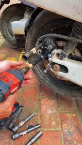 ชุดลูกบล็อก 8101214mm Hex Shank 1/2 4หุน ชุดบล็อกยาว ผ้าประชุด ลูกบล็อคลมยาว ลูกบล็อกดำ