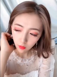 อะไหล่ติดตกแต่งหน้ากากเพชร หรืออะไหล่ติดเล็บแบบชั่วคราว สีแปรงจะไม่ตรงตามรูปจ้าา