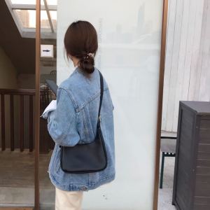 Autumn Winter Womens Dumpling Shaped Crossbody Bag Versatile Single Shoulder Retro Style Korean Version Moon Tooth Bag